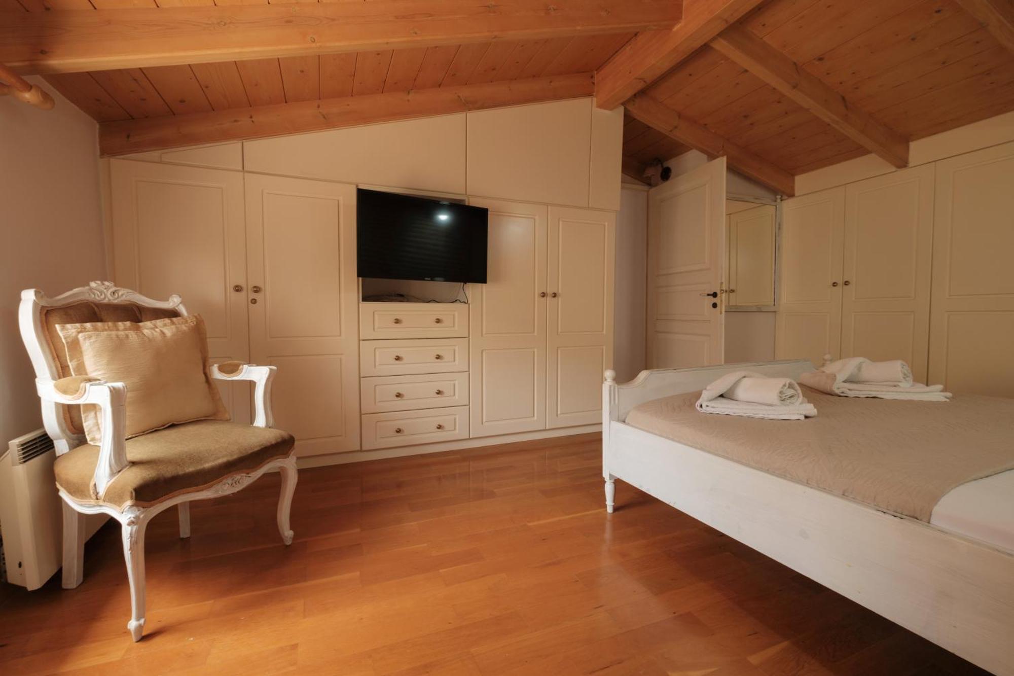 Case de vacanță Elieta Corfu Town Family House 2